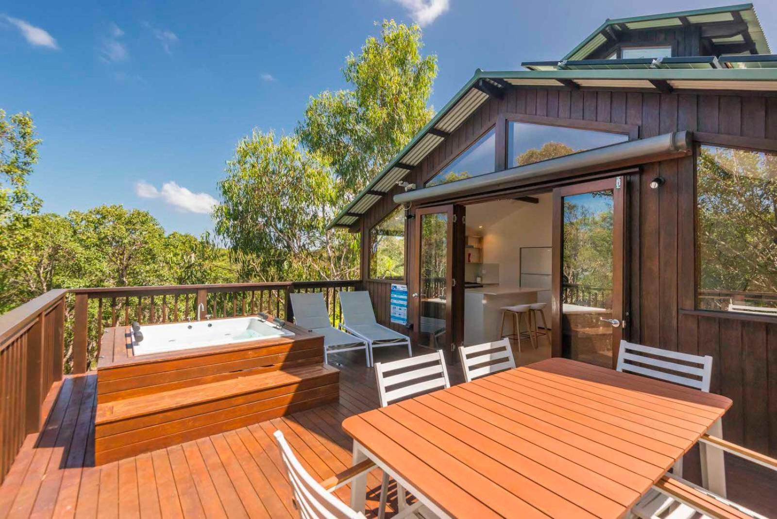 The Oasis Apartments And Treetop Houses ไบรอนเบย์ ภายนอก รูปภาพ